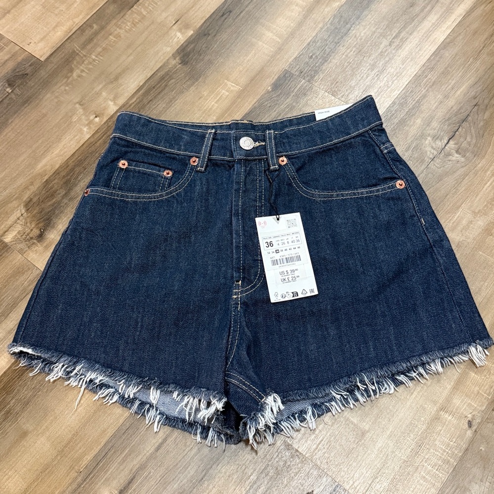 Zara High Rise Shorts- Dark Denim- Size 4